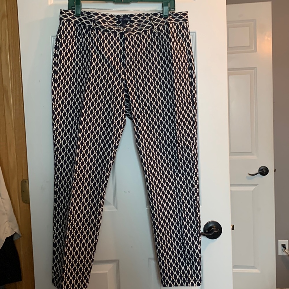 Gap Slim City capri pants size 12